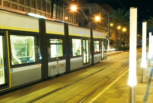 último caso de la compañía sobre Soluciones SABIC para el transporte de masas: Iluminación ferroviaria